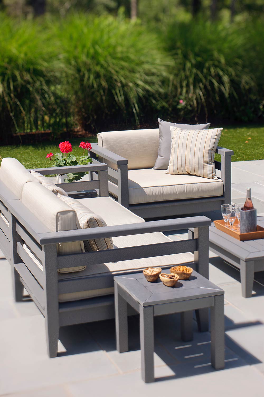 Cambridge outdoor furniture – zero maintenance