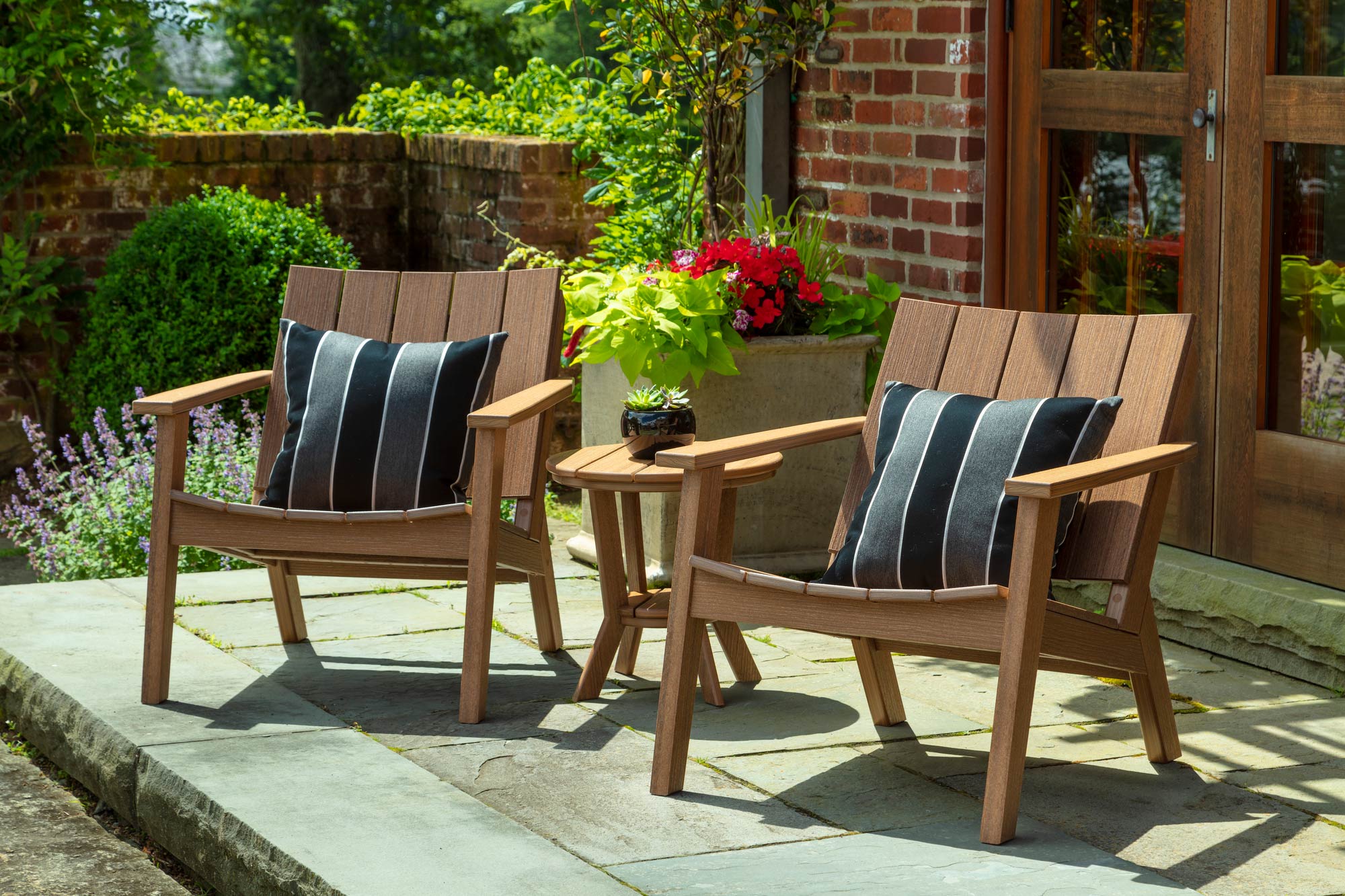 MAD outdoor furniture – zero maintenance