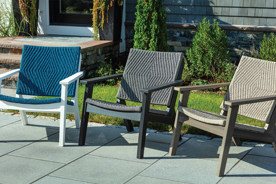 MAD outdoor furniture – recycled plastic