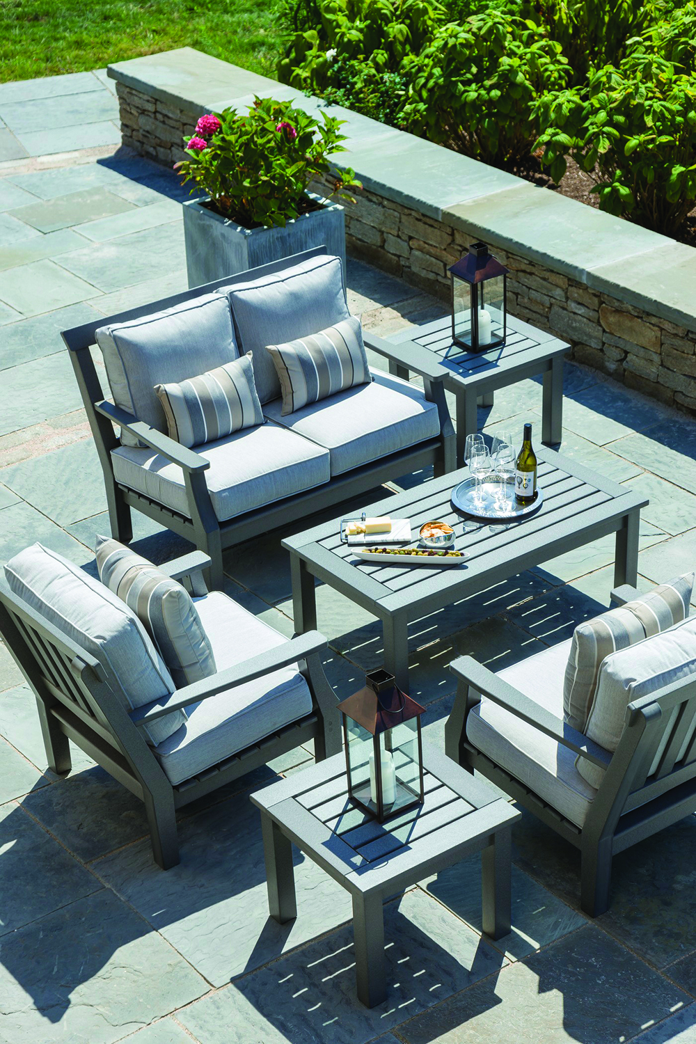 MAD outdoor furniture – 316 Stainless steel fittings